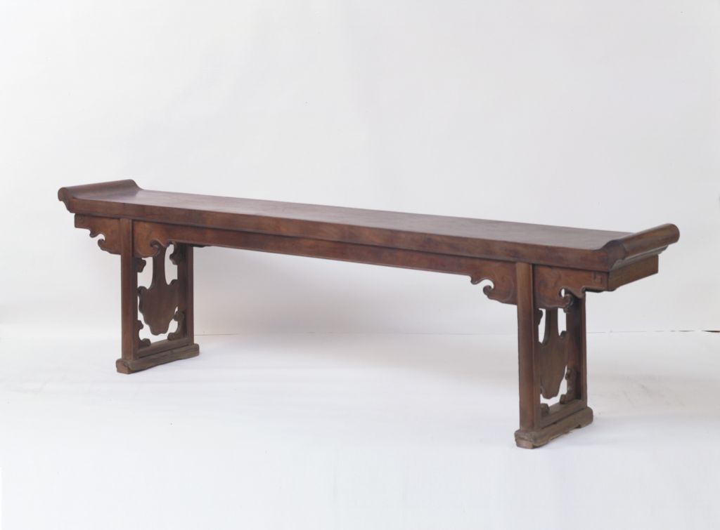 图片[1]-Chongzhen Iron Pear Wood Carved Image Pattern Upset Table-China Archive